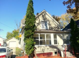 1116 Grand Blvd, Aurora, IL 60505