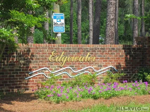 153 Edgewater Dr, Roanoke Rapids, NC 27870