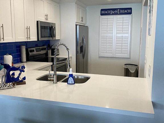 4th image of 4250 N Highway A1a #304