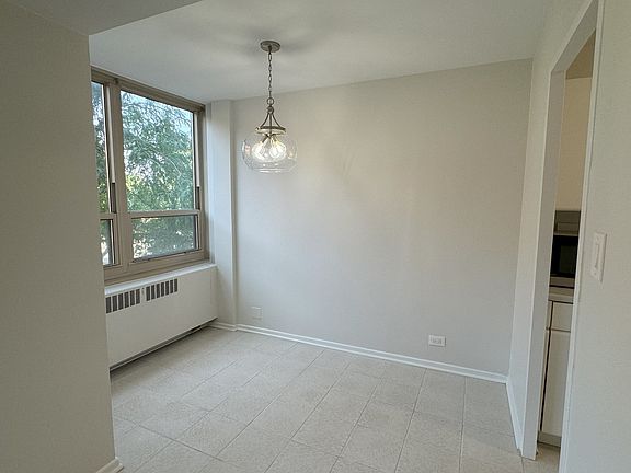 5th image of 3950 N Lake Shore Dr APT 202A