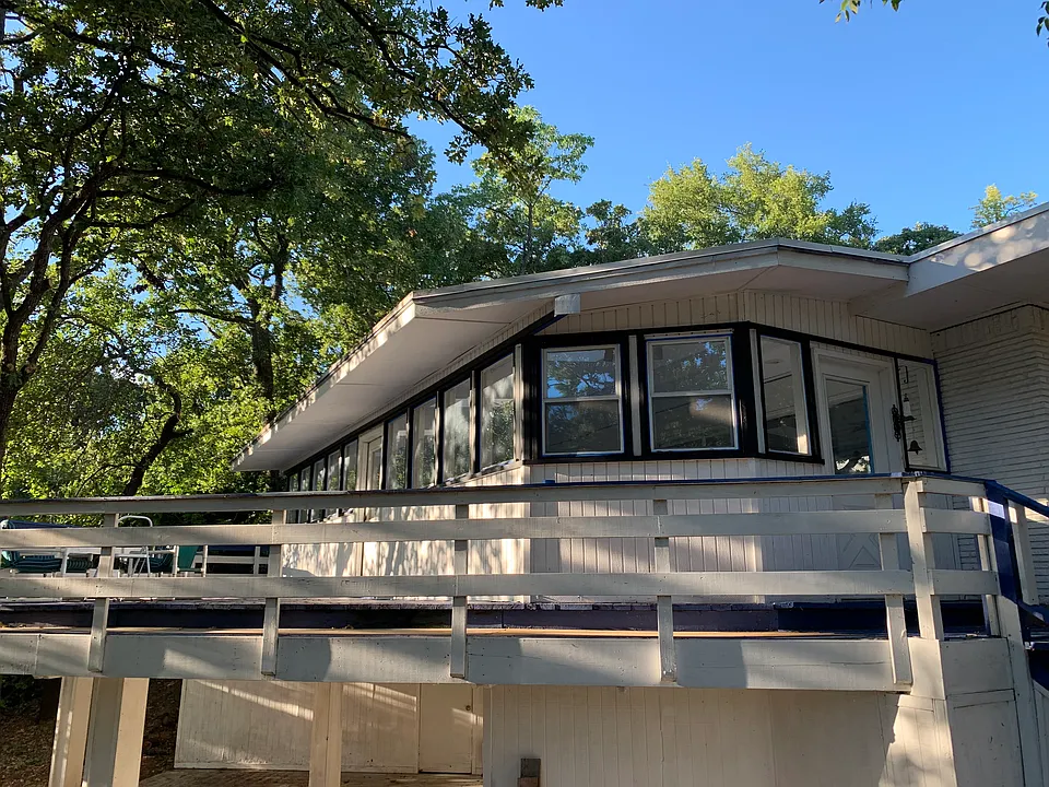 227 Hickory Ridge Dr