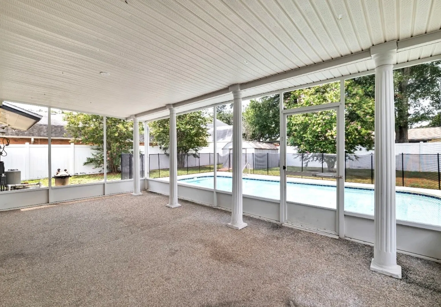 11706 Oban Ave — Photo 3