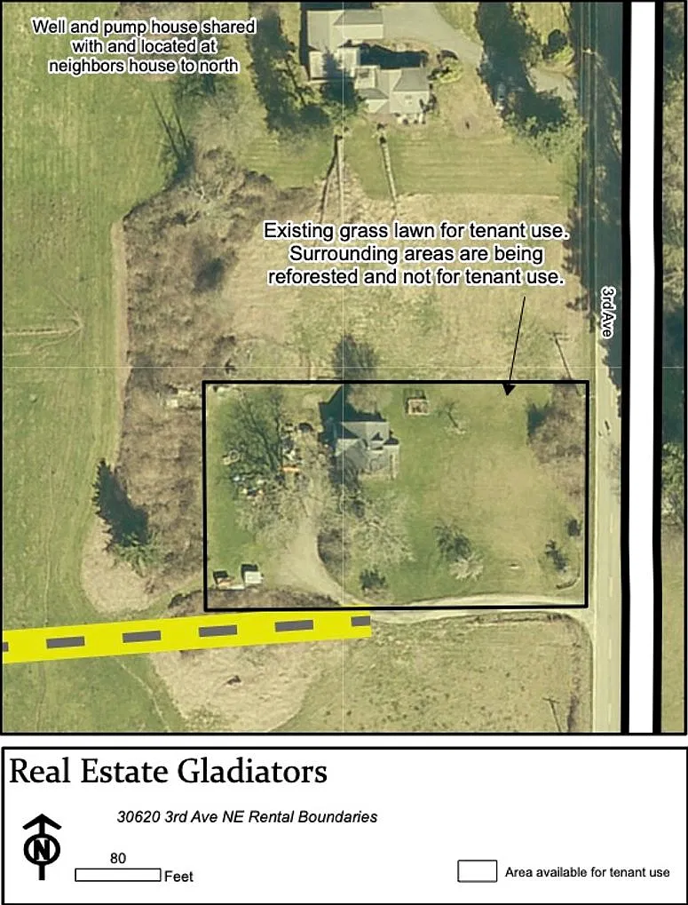 Large Farmhouse on Expansive Private Property Stanwood, WA — Photo 3