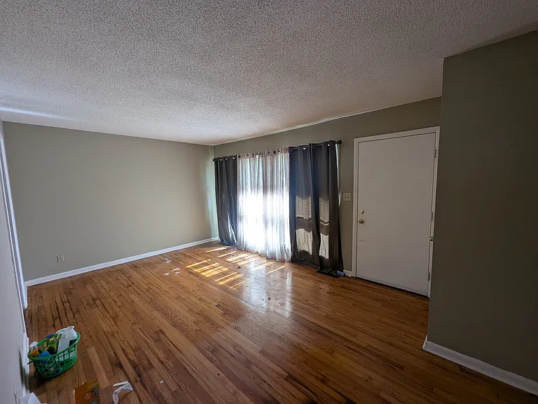 630 NE 90th St #1 — Photo 4