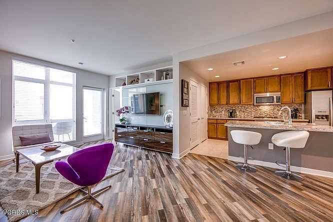 1st image of 21301 Erwin St