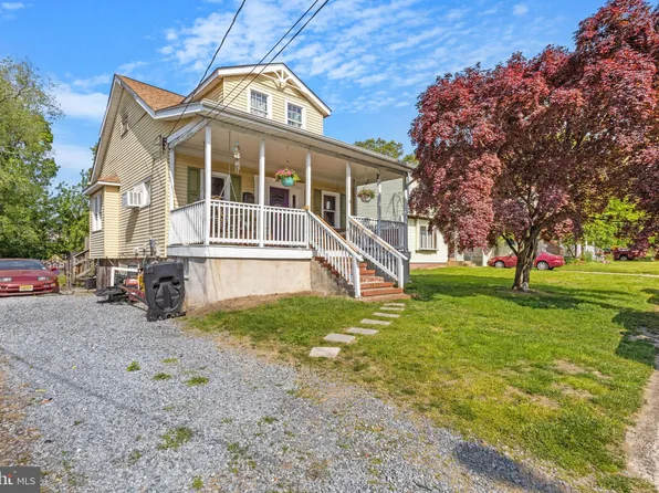 2544 42nd St, Pennsauken, NJ 08110