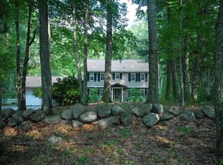 129 Log Hill Rd, Carlisle, MA 01741