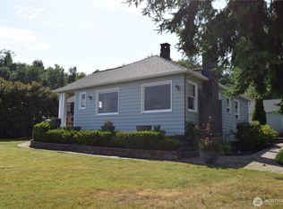 3538 Beach Dr E, Port Orchard, WA