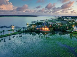 1954 Sandy Point Ln, Mount Pleasant, SC 29466