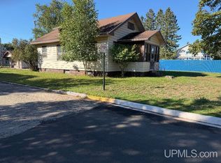 401 W A St, Iron Mountain, MI 49801