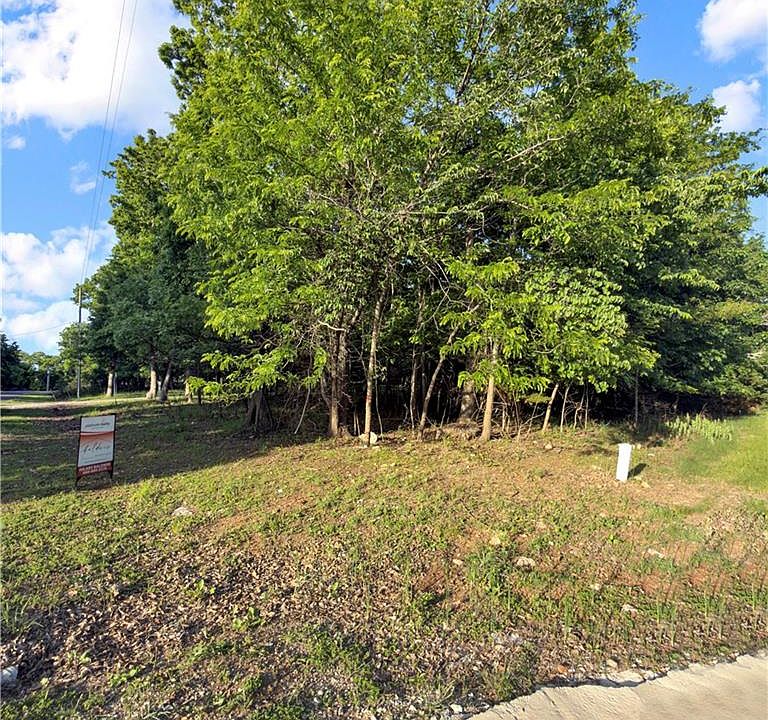 2nd image of 178 Mystic Valley Dr
