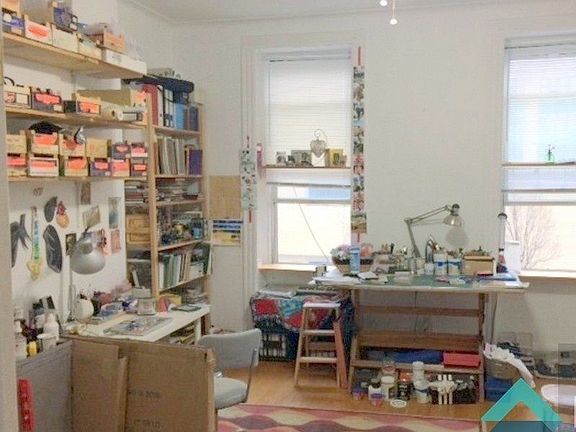 4th image of 191 Troutman St #C2r