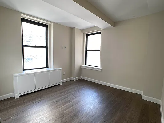 Rented by Tourma Realty LLC | media 17