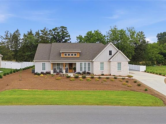 4th image of 207 Wynnfall Dr