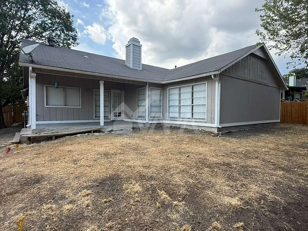 3 bed, 1520 sqft, $2,000 — Photo 4