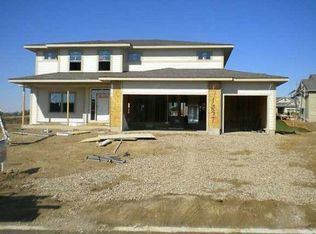 16877 Tanglewood Dr, Clive, IA 50325
