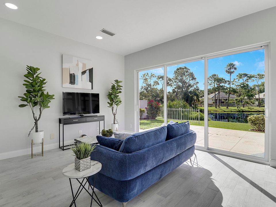 1st image of 7751 SE Bay Cedar Circle
