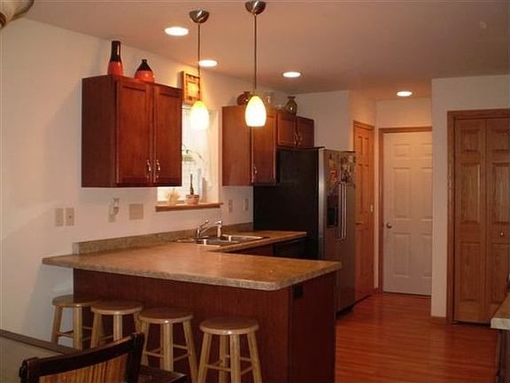 2nd image of 3714 Topaz Dr
