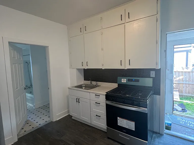 918 Nagold St NW #1 — Photo 7