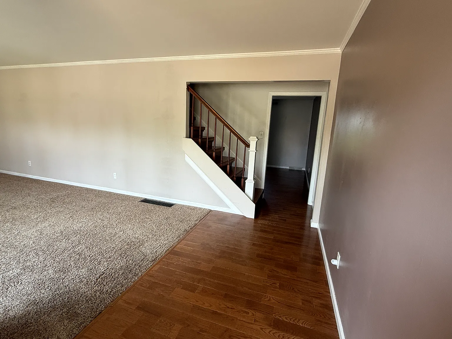3 bed, 2.5 bath, 2028 sqft, $2,250 — Photo 3