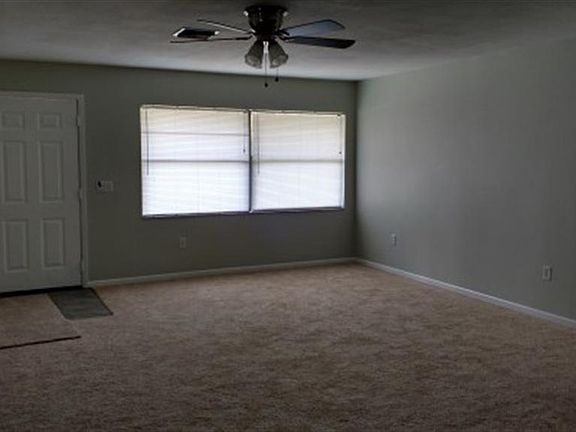 2nd image of 456 Marion Oaks Dr