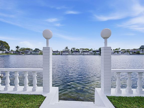 3rd image of 2774 SW 54th Street