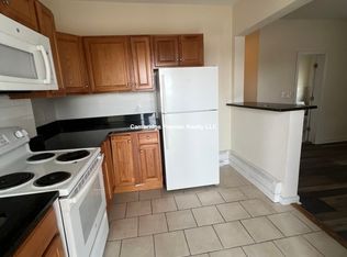 9 Temple St #4, Somerville, MA 02145