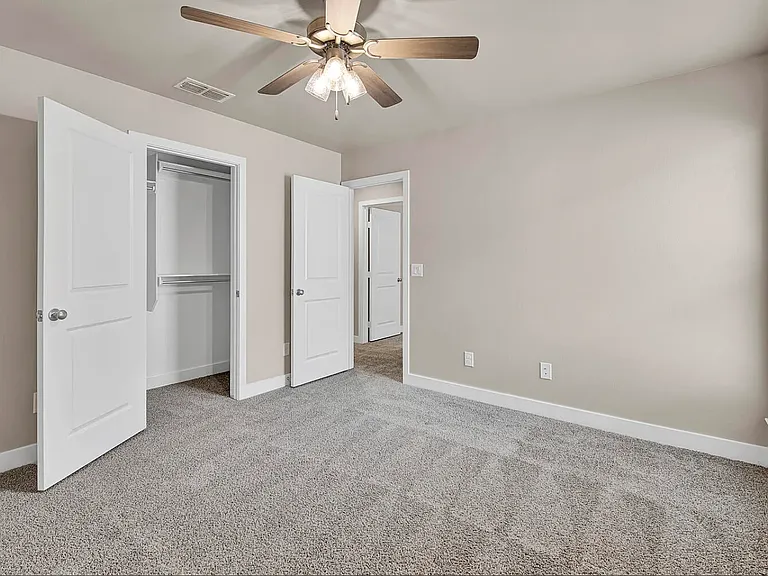 13712 Avenue S — Photo 11