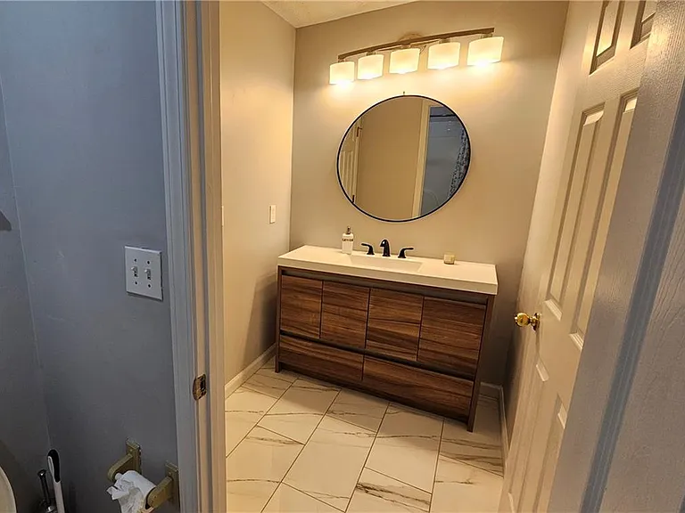 1005 Chads Rdg — Photo 16