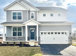 110 Teaberry Ct, Reading, PA 19608