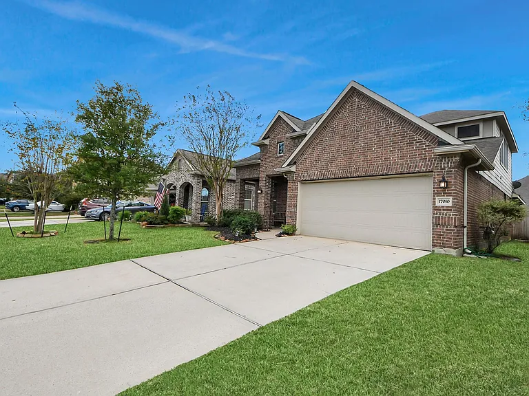 17010 Upper Ridge Ln — Photo 3