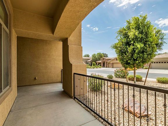 4th image of 15354 W Sells Dr