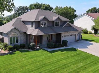 2712 Sarah Ln, Beloit, WI 53511