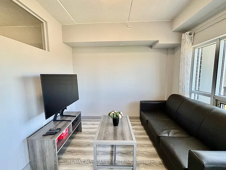 275 Larch St #507 — Photo 3