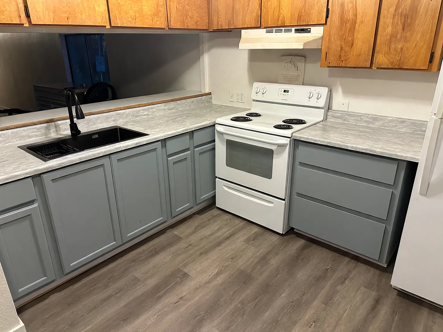 2 bed, 840 sqft, $1,200 — Photo 2