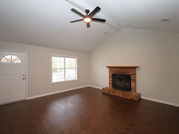 2nd image of 4007 Foxridge Ln
