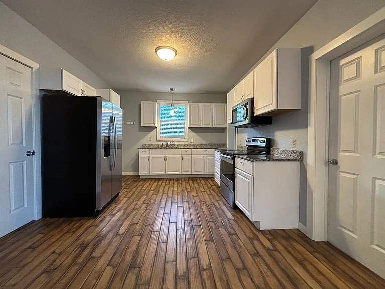 421 Mount Ida — Photo 1