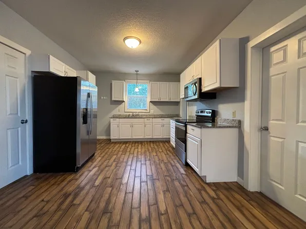 421 Mount Ida, 421 Mount Ida St #1, Saint Paul, MN 55130