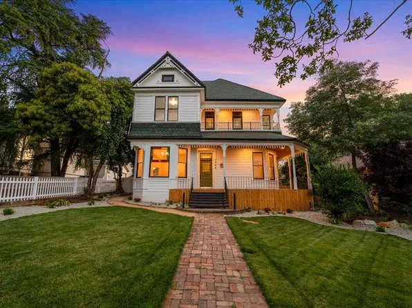 1764 Chestnut St, Redding, CA 96001
