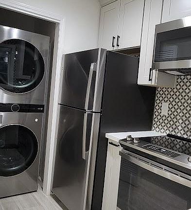 Washer-Dryer, all stainless steel appliances.