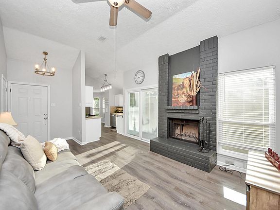 4th image of 9227 Rippling Fields Dr