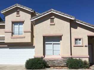 3227 Shining Star Ln, Corona, CA 92881