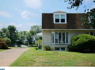 31 Collier Cir, Ridley Park, PA 19078