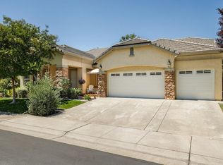 520 Hawkcrest Cir, Sacramento, CA 95835
