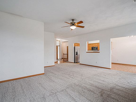 5th image of 212 Canterbury Park