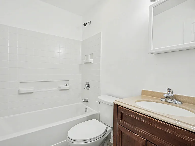 1800 Berryhill Rd — Photo 9