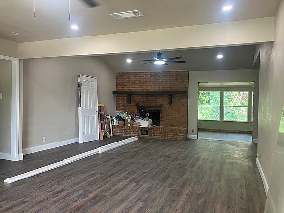 4th image of 2928 Cortez Dr