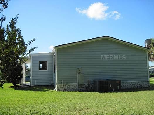 3rd image of 1723 W Schwartz Blvd