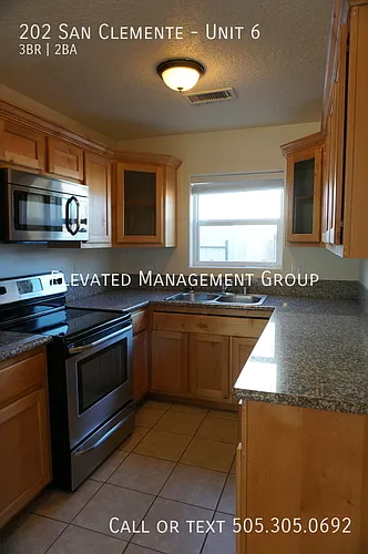 202 San Clemente Ave NW #6 Photo 1