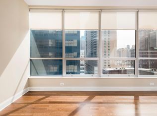 2042 Market St #8, Philadelphia, PA 19103